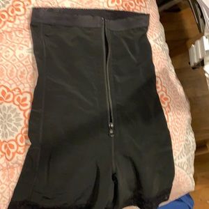 Shapewear size small in black.
